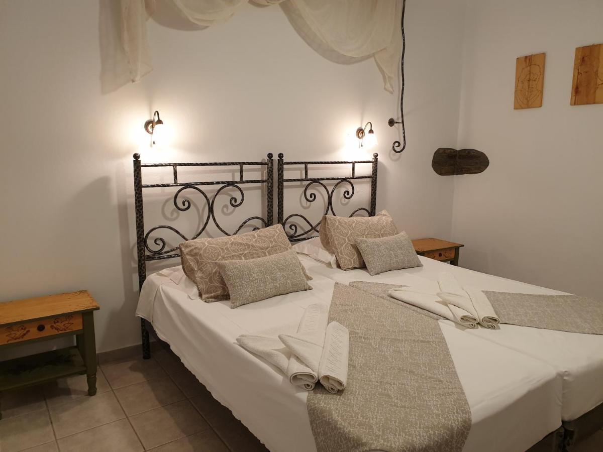 Sifnos Hotel Benaki Platis Gialos  Exterior foto